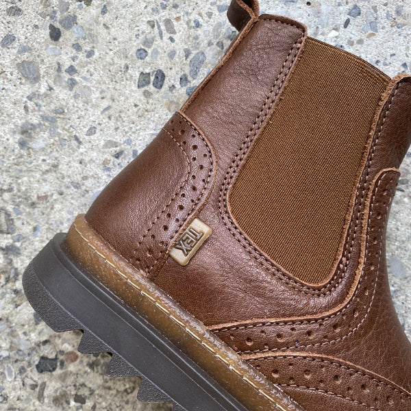 How does the TEX membrane work in winter boots?