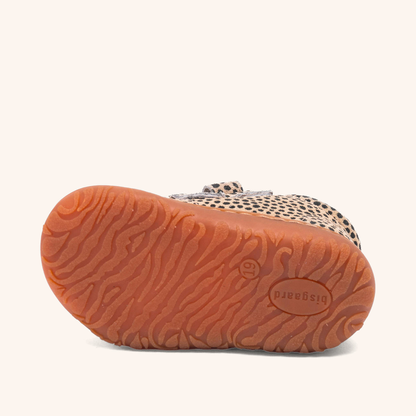 bisgaard barefoot hale v black dots