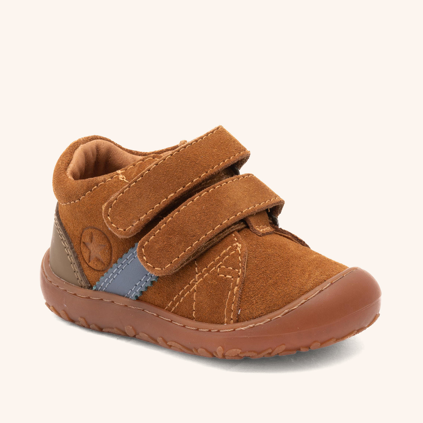 bisgaard barefoot hale v hazel PLAY