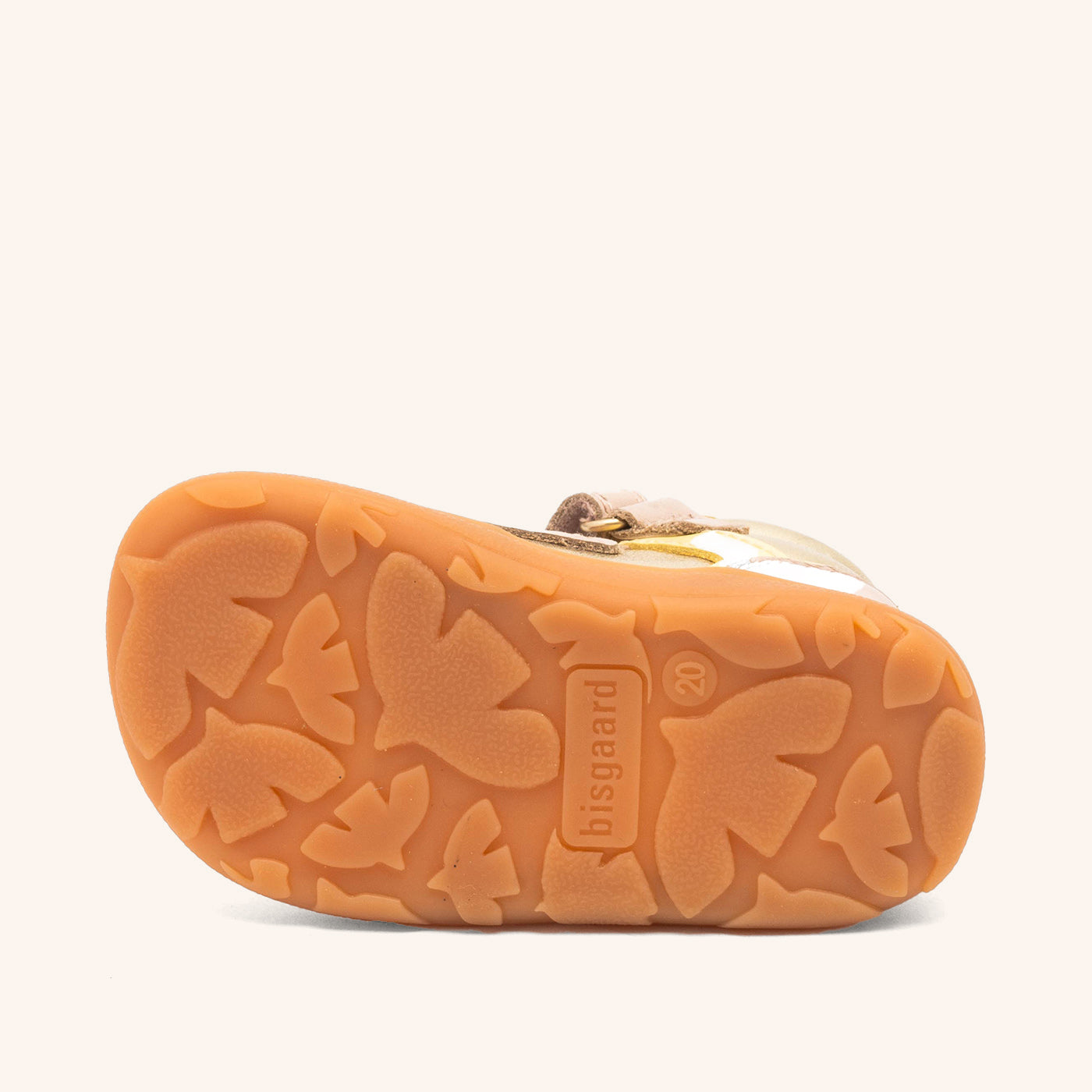 bisgaard barefoot becky nude