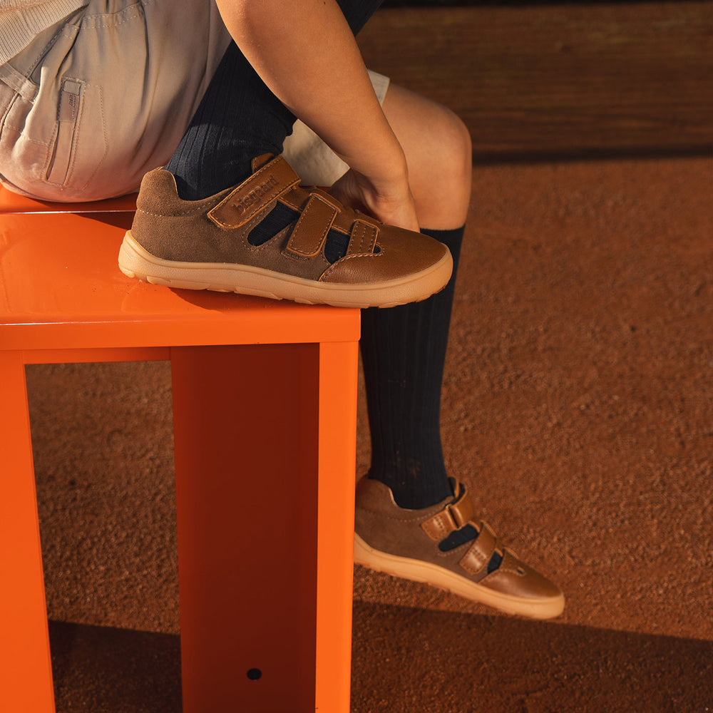 bisgaard barefoot floyd brown