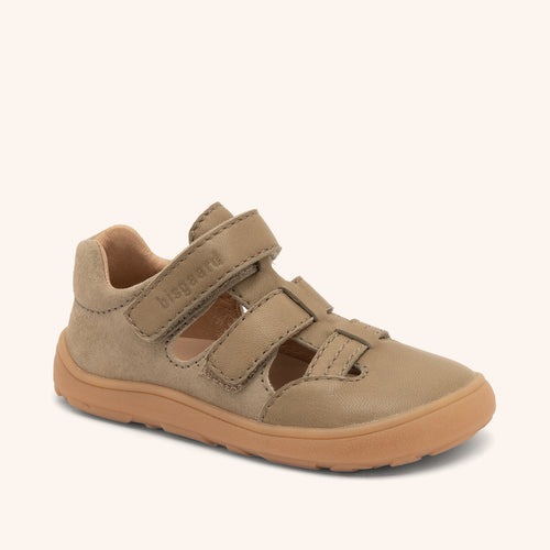 bisgaard barefoot floyd sage